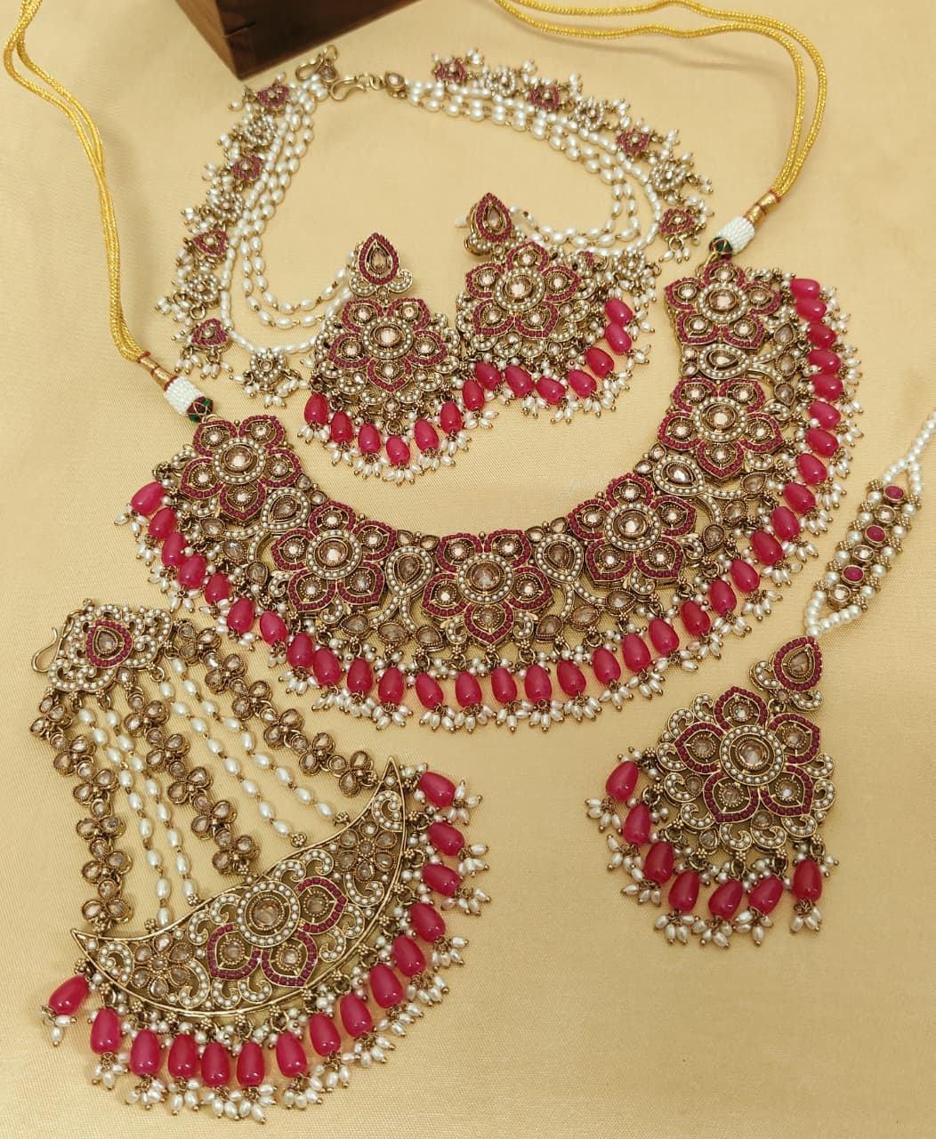 Beautiful Premium Quality Reverse Ad Stone Work Pakistani Necklace With Bahubali Earrings And Tika w